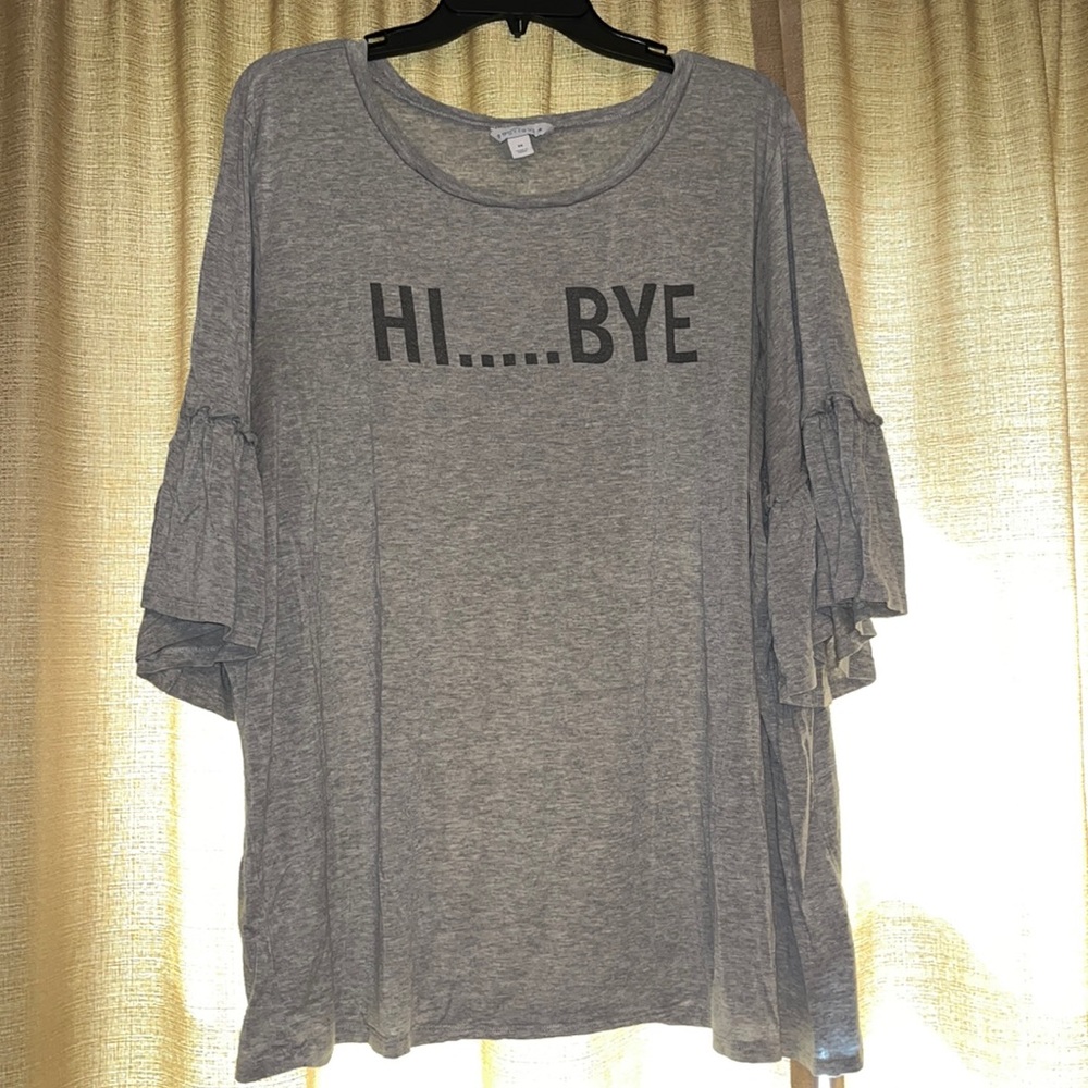 Women’s Plus 3X Gray “Hi…Bye” Ruffle Bell Sleeve Short Sleeve Shirt